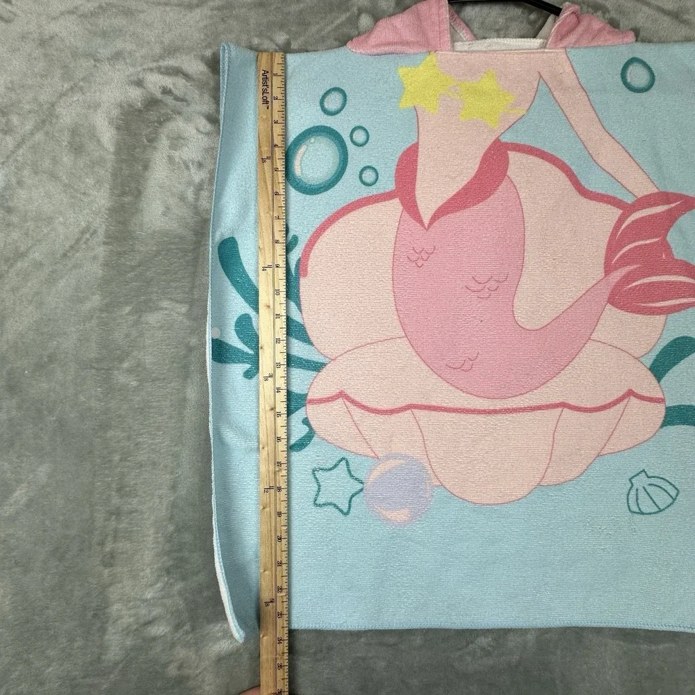 Kids Mermaid Hooded Beach Towel Pool Bath Towel Soft Absorbent Poncho